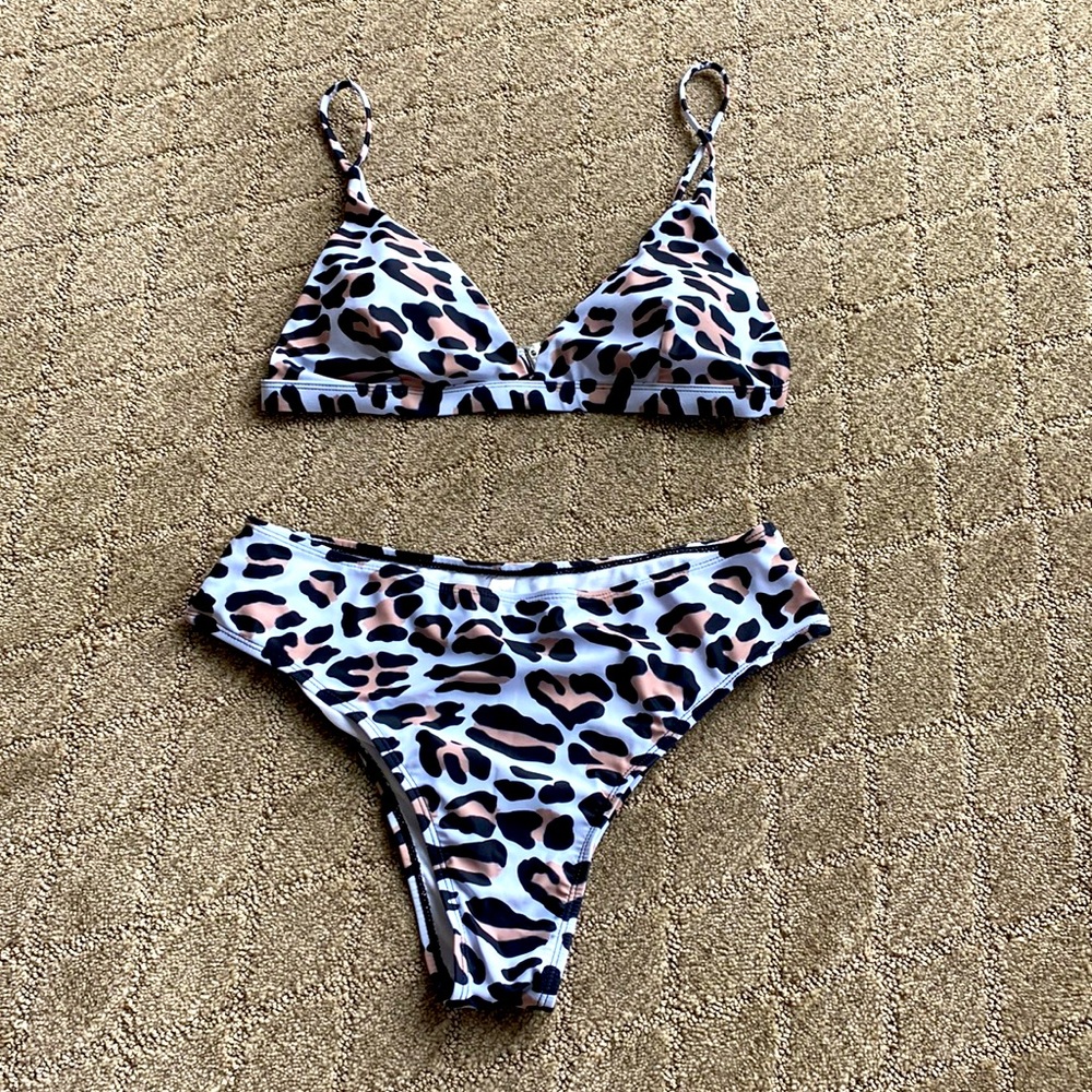 Leopard print bikini